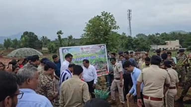 ରାୟଗଡା: ରାୟଗଡ଼ା ବନ ବିଭାଗ ତରଫରୁ ଅଡୁଗୁଡ଼ା ସେକ୍ସନରେ ଜିଲ୍ଲା ସ୍ତରୀୟ ବନ ମହୋତ୍ସବ ସପ୍ତାହ ପାଳନ ଯୋଗ ଦେଲେ ବିଧାୟକ କାଡ୍ରାକା ଆପଲା ସ୍ଵାମୀ