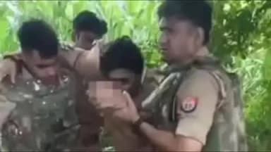 सासनी: ढाबे पर फायरिंग करने वाला 25 हजार रुपए का ईनामिया अभियुक्त पुलिस मुठभेड़ में दोनों पैरों में गोली लगने से हुआ घायल