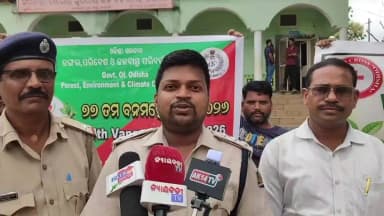 ପାରଳାଖେମୁଣ୍ଡି: ବନ ମହୋତ୍ସବ ପାଳନ ପୂର୍ବକ ବାର୍ତ୍ତା ପ୍ରଦାନ କଲେ ରେଞ୍ଜର ବ୍ରହ୍ମାନନ୍ଦ ସାହୁ