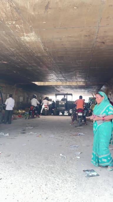 खलीलाबाद: संतकबीरनगर में भुवरिया अंडरपास पर रोजाना लग रहा भीषण जाम