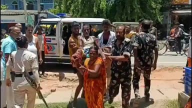 मोदनगंज: बालू के वर्चस्व को लेकर दो पक्षों के बीच गोलीबारी, आधार दर्जन लोग घायल