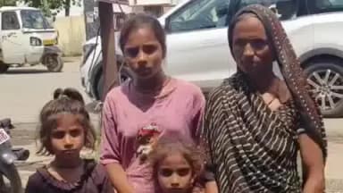 राठ: सरसई गांव में महिला ने पति पर गाली-गलौज, घरेलू हिंसा और मारपीट का आरोप लगाते हुए कोतवाली में दी तहरीर