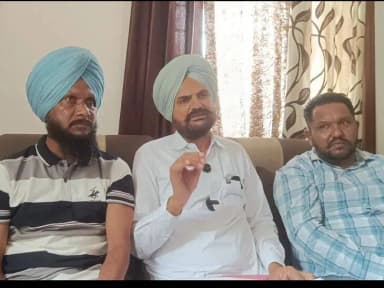 ਮਾਨਸਾ: सिद्धू मूसेवाला के पिता पर जमीन विवाद में बड़ा आरोप, वायरल VIDEO का सच क्या है?