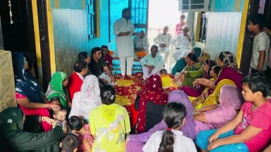 नजफगढ़: कृष्णा कॉलोनी में क्षेत्रवासियों से मिले अमित खरखड़ी, विकास कार्यों और सुझावों पर हुई चर्चा