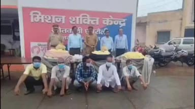 बड़ौत: टांडा-छपरौली मार्ग पर पिकअप और केंटर से ₹400000 का 13 कुंटल मावा बरामद, 5 आरोपी हिरासत में