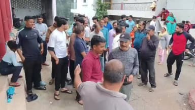 लोहाघाट: ऊर्जा निगम की ओर से स्मार्ट मीटर लगाने पर रायनगर चौड़ी के लोगों ने किया विरोध प्रदर्शन