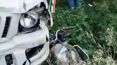 बलरामपुर: बलरामपुर उतरौला मार्ग पर गोंदीपुर के पास भीषण सड़क हादसे में एक व्यक्ति की मौत