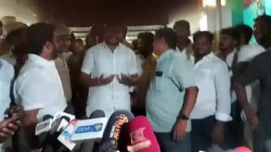 புதுக்கோட்டை: இணைந்து செயல்படுவதை உறுதி செய்துள்ளோம் அமைச்சர் பர்வேஸ் Ex அமைச்சர் விஜயபாஸ்கர் கூட்டாக பேட்டி மேலும் 3ம் வீதியில்