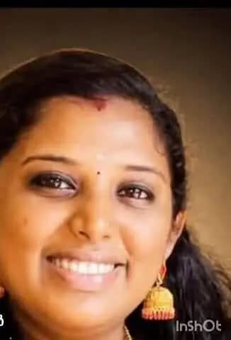 കാർത്തികപ്പള്ളി: പ്രയാറും ബസ്സും കൂട്ടിയിടിച്ച് യുവതി മരിച്ചു