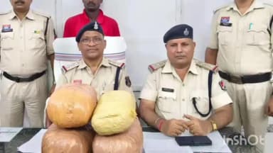 रायगढ़: रायगढ़ रेलवे स्टेशन पर पकड़ा गया गांजा तस्कर, जो महाराष्ट्र जाने वाली ट्रेन का इंतज़ार कर रहा था, 4 लाख का माल जब्त