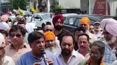 ਹੁਸ਼ਿਆਰਪੁਰ: ਸਿਟੀ ਹੁਸ਼ਿਆਰਪੁਰ ਵਿਚ ਵਿਧਾਇਕ ਜਿੰਪਾ ਨੇ ਆਮ ਆਦਮੀ ਪਾਰਟੀ ਦੀ ਨਗਰ ਨਿਗਮ ਚੋਣਾਂ ਵਿੱਚ ਜਿੱਤ ਤੇ ਕੀਤਾ ਵੋਟਰਾਂ ਦਾ ਧੰਨਵਾਦ