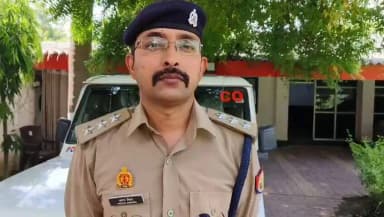 दिनांक 05.07.2026 को दोपहर करीब 02:00 बजे थाना जैत क्षेत्रान्तर्गत ग्राम जौनाई में गाड़ी हटाने को लेकर दो पक्षों के बीच हुई मारपीट में एक पक्ष द्वारा फायरिंग की गयी, घटना में एक राहगीर गोली लगने से घायल हो गया । घायल को तत्काल उपचार हेतु सिम्स हॉस्पिटल में भर्ती कराया गया, जहाँ उसकी स्थिति स्थिर है। उक्त प्रकरण में सुसंगत धाराओं में अभियोग पंजीकृत कर विधिक कार्यवाही किये जाने के सम्बन्ध में #COSADAR_mta द्वारा दी गयी बाइटः-
@Uppolice
@adgzoneagra
@digrangeagra