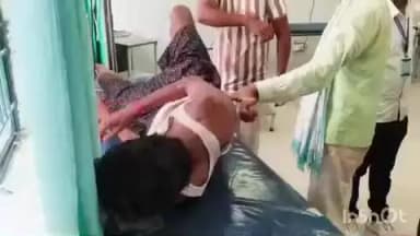 अधौरा: बभनी कला गांव के पास अनियंत्रित बाइक से गिरकर एक युवक गंभीर रूप से घायल, सदर में इलाज जारी