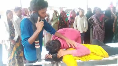 बबेरू: जलालपुर गांव में किशोरी को जहरीले बिच्छू ने काटा, जिला अस्पताल रिफर, एंबुलेंस ना मिलने पर किशोरी की हुई मौत, मचा कोहराम