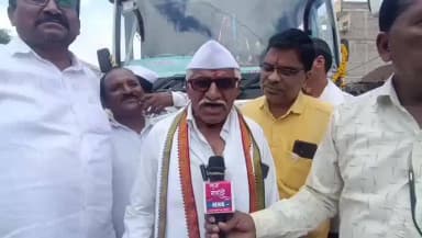 सेनगाव: पंधरा वर्षाची परंपरा कायम ठेवत सेनगाव तालुक्यासह इतर गावातील भाविक भक्त अमरनाथ यात्रेसाठी रवाना