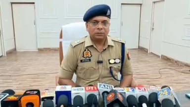 #SSPBareilly के निर्देशन में #bareillypolice के कम्प्यूटर ऑपरेटरों एवं CCTNS कर्मियों द्वारा CEIR पोर्टल तथा सर्विलांस टीम की सहायता से खोए/गुम हुए 466 मोबाइल फोन (अनुमानित कीमत लगभग ₹93 लाख) बरामद कर उनके वास्तविक स्वामियों को वापस किए जाने के संबंध में #SPTraffic बरेली की बाइट https://t.co/vKinlK730Y