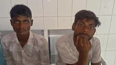 मानिकपुर: महिला से दोस्ती को लेकर रेलवे स्टेशन पर भिड़े चाचा-भतीजा, मानिकपुर पुलिस ने दोनों पर की कार्रवाई