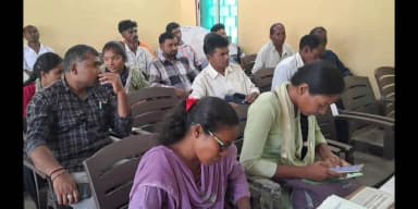 चैनपुर:एटीक भवन सभागार में DCS सर्वेयरों का एक दिवसीय प्रशिक्षण शिविर का किया गया आयोजन