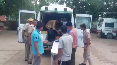 लवाण: लवाण क्षेत्र के देवरी चौराहे पर कुछ बदमाशों ने एक युवक पर लाठी-डंडों से किया जानलेवा हमला, बाइक भी क्षतिग्रस्त