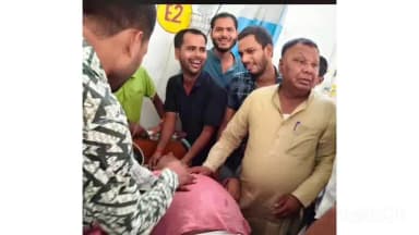 कलान: सपा नेता कमलेश यादव का संतान पाल मेडिकल कॉलेज मिर्जापुर में भ्रमण के दौरान हृदयाघात से निधन, क्षेत्र में शोक की लहर