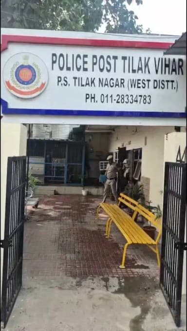 पंजाबी बाग: तिलक विहार पुलिस चौकी टीम ने 1 आदतन वाहन चोर को गिरफ्तार किया।