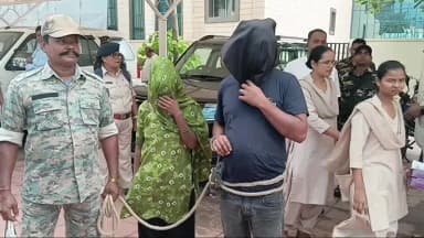 कांके: राँची पुलिस के द्वारा सिर कटा शव का शिनाख्त कर हत्याकांड में शामिल पत्नी संग प्रेमी को किया गिरफ्तार।