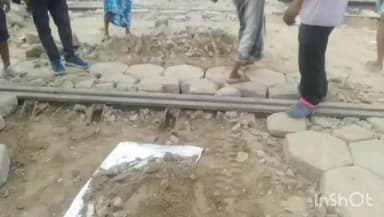 মৰিগাঁও: মৈৰাবাৰীত পথ দুৰ্ঘটনা: শিশু সহ কেইবাজনো আহত।