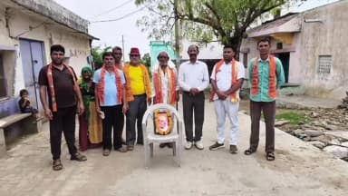 बदनोर: बिच्छू चौड़ा में बूथ स्तर पर पंडित श्यामा प्रसाद मुखर्जी की जयंती मनाई गई, कार्यकर्ताओं ने राष्ट्रसेवा के आदर्शों पर चलने का संकल्प लिया