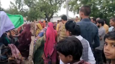 कर्वी: चित्रकूट में न्याय की मांग पर तीन दिन तक नहीं किया अंतिम संस्कार, पुलिस के आश्वासन के बाद पंकज को दी गई अंतिम विदाई