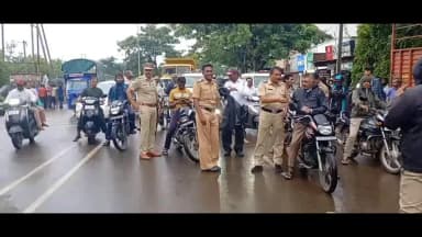 मिरज: कुपवाड एमआयडीसी पोलिसांची अचानक नाकाबंदी ;52
वाहनचालकांवर कारवाई, 42 हजार 500 रुपयांचा दंड वसूल