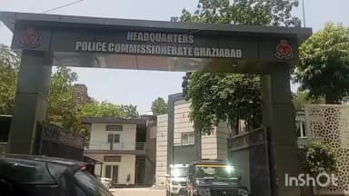 गाज़ियाबाद: देर रात पुलिस विभाग में किया गया बड़ा फेरबदल, डीसीपी देहात सुरेंद्रनाथ तिवारी ने 65 पुलिसकर्मियों के किए तबादले