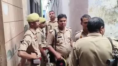 बुलंदशहर: बुलंदशहर नगर क्षेत्र में NIA की छापेमारी, तीन भाइयों के ठिकानों पर एक साथ रेड, तीनों के घरों के बाहर पुलिस तैनात