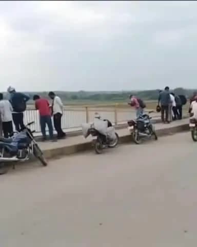 गाज़ीपुर: गाजीपुर के वीर अब्दुल हमीद सेतु से गंगा नदी में कूदने से बुजुर्ग की हुई मौत