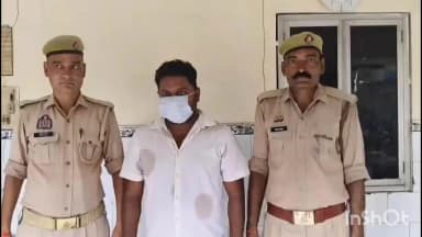हापुड़: बुलंदशहर मार्ग पर स्थित जन सेवा केंद्र के संचालक को मुकदमा वापस न लेने पर गर्दन उड़ाने की धमकी देने वाला गिरफ्तार