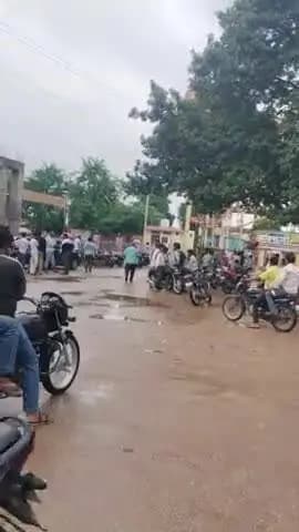 Aaj Shri mahaveer ji devnarayan chaurahe per chakka jaam lagaya gaya hai