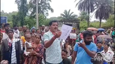 मनोहरपुर: मनोहरपुर - सारंडा के छः गांव के ग्रामीणों ने सड़क जाम किया।तीन दिन का अल्टिमेटम के बाद जाम हटा