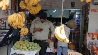 चेवाड़ा: चेवाड़ा अंबेडकर चौक पर चला प्रशासन का बुलडोजर अभियान, अतिक्रमण हटाया; 5 किलो प्रतिबंधित पॉलीथिन जब्त, ₹5,500 जुर्माना