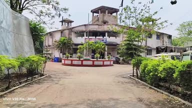 कुडू: कुड़ू स्थित आवासीय विद्यालय के छात्रावास में घुसा करैत सांप, चार छात्राओं को डंसा, एक की मौत, एक रिम्स रेफर।