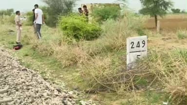 लूनकरनसर: सुरनाना लूणकरणसर के बीच एक व्यक्ति ट्रेन की चपेट में आया, शरीर कई टुकड़ों में बंटा