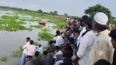 कोचाधामन: काजी टोला चूनामारी नदी में डूबे युवक का शव बरामद,SDRF और ग्रामीणों के संयुक्त प्रयास से मिला शव