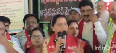కొత్తగూడెం: బాయ్ బాట2వవిడత కార్యక్రమంలో భాగంగా కొత్తగూడెం సింగరేణి ఏరియాPVK-5బొగ్గు గని కార్మికులతోముచ్చటించిన HMS గౌరవ అధ్యక్షురాలు