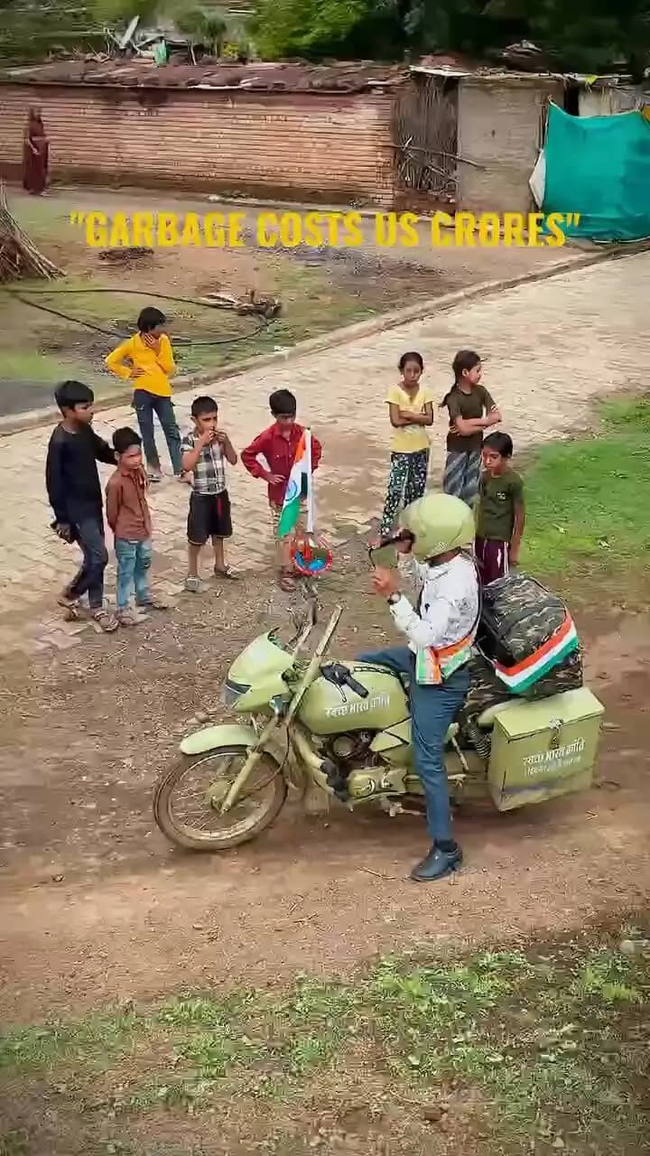 अगर हमारी आदतें सुधरें, तो यही पैसा हमारे बच्चों के लिए स्कूल और अस्पताल बनाने के काम
आ सकता है! 🇮🇳
#cleanindiamission #takeresponsibility