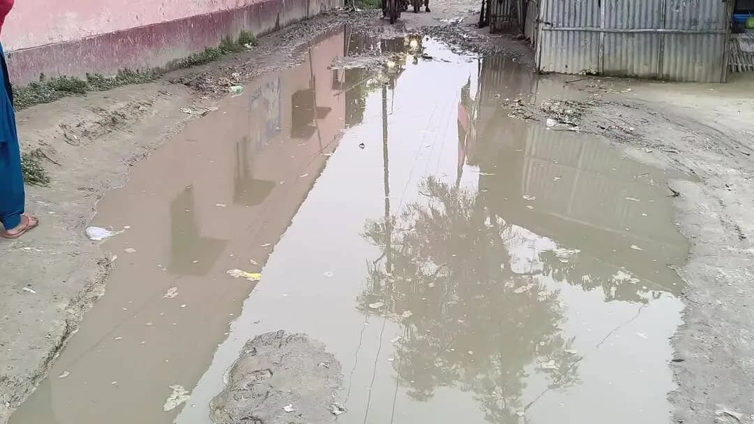 📌 EXCLUSIVE GROUND REPORT: सड़क या जानलेवा दलदल? वीडियो देखकर कांप उठेगी रूह! बादल रोजितपुर सोया नगर निगम।#KatiharNews