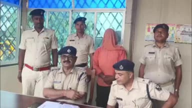 जाले: कमतौल थाना क्षेत्र के पौनद गांव में पुलिस ने बड़ी कार्रवाई,मिनी गन फैक्ट्री का भंडाफोड़, तीन पिस्टल व 70 कारतूस बरामद