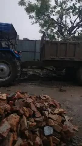 देवली क प्रताप कॉलोनी क रोड क हालत बहुत खराब प्रशासन को धिक नही रहा की क्या हो रहा बचे ओर जवान् सब परेशान हो रहे ह@