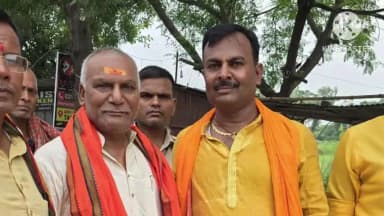 पचरुखी: तरवारा बाजार स्थित राम जानकी मंदिर परिसर में चल रहे महायज्ञ के दौरान विधायक हुए शामिल