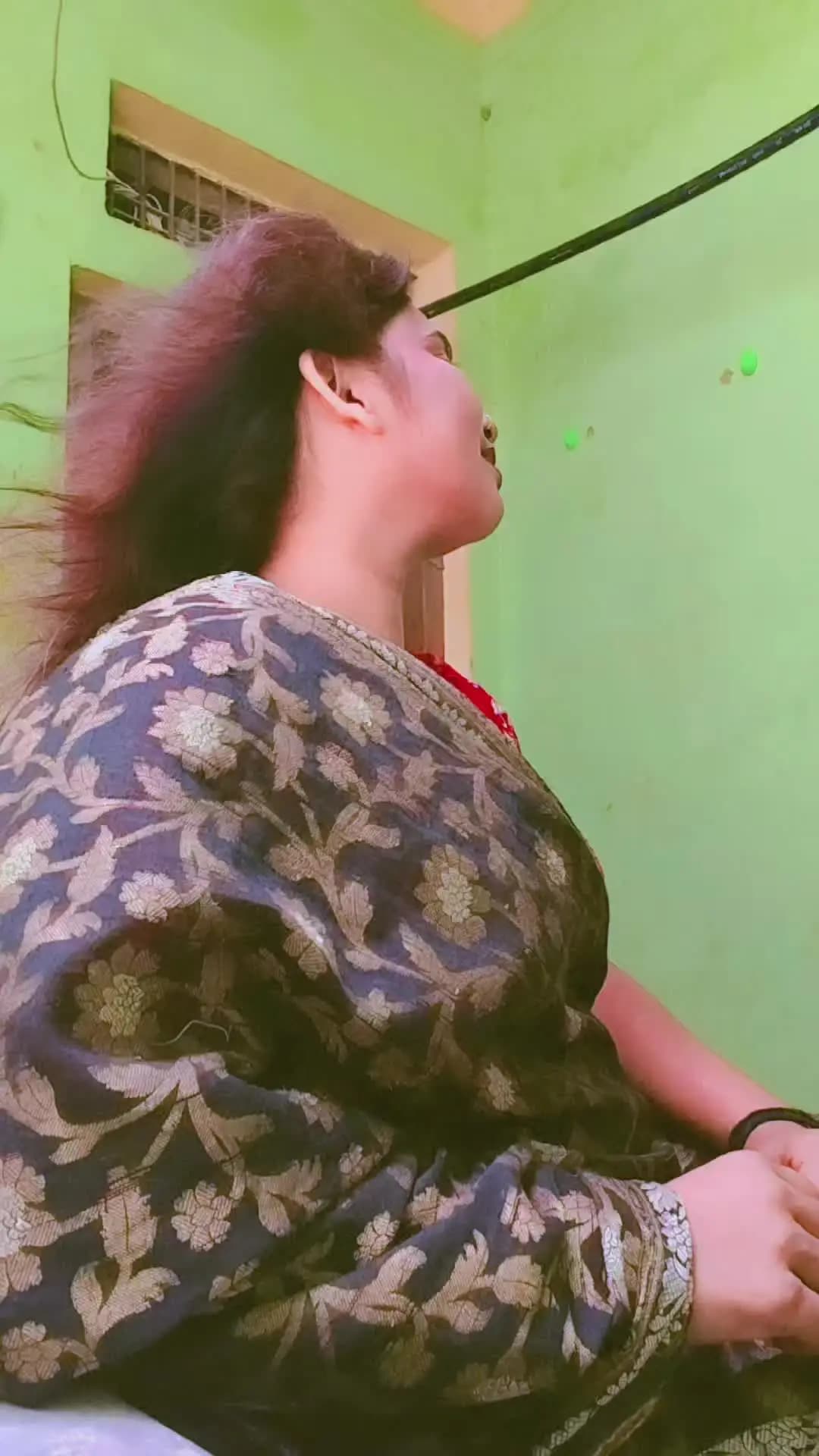 social media ke taraf se a rahi hun please support kar dijiyega