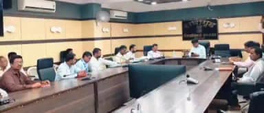 हिंगोली: आपत्ती सौम्यीकरणाच्या कामांचे बाजारभावानुसार सुधारित प्रस्ताव सादर करा : जिल्हाधिकारी राहुल गुप्ता