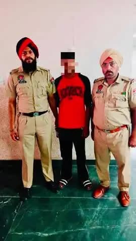 ਨਵਾਂਸ਼ਹਿਰ: ਰਾਹੋਂ ਪੁਲਿਸ ਨੇ 51.02 ਗ੍ਰਾਮ ਹੈਰੋਇਨ ਸਮੇਤ ਮੋਟਰਸਾਈਕਲ ਸਵਾਰ ਇੱਕ ਕੀਤਾ ਕਾਬੂ, ਦੂਸਰੇ ਦੀ ਭਾਲ ਜਾਰੀ