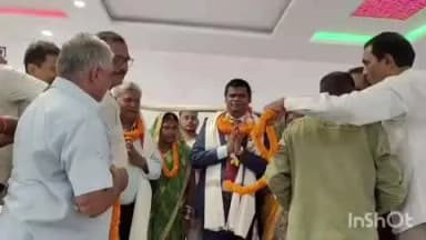 नावकोठी: नावकोठी के द्वारिका पैलेस होटल में नव चयनित एसडीएम सूरज कुमार का किया गया नागरिक अभिनंदन।